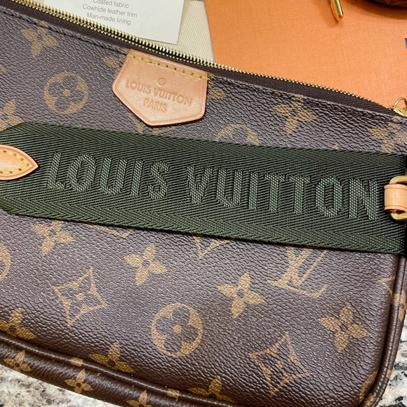 SOLD Louis Vuitton Multi Pochette Accessories Bag - Picture 4 of 12